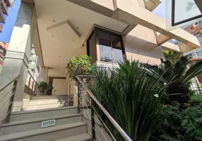 Foto 1 de Apartamento com 3 Quartos para venda ou aluguel, 95m² em Petrópolis, Porto Alegre