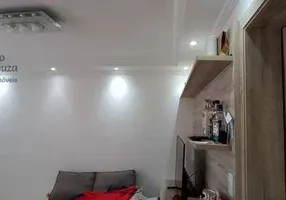 Foto 1 de Apartamento com 2 Quartos à venda, 44m² em Jardim Adriana, Guarulhos