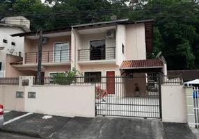 Foto 1 de Sobrado com 2 Quartos à venda, 131m² em Boa Vista, Joinville