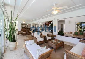 Foto 1 de Casa de Condomínio com 5 Quartos para venda ou aluguel, 500m² em Jardim Acapulco , Guarujá