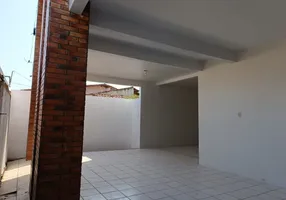 Foto 1 de Casa com 4 Quartos para alugar, 450m² em Vinhais, São Luís