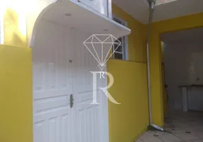 Foto 1 de Sobrado com 4 Quartos à venda, 180m² em Córrego Grande, Florianópolis