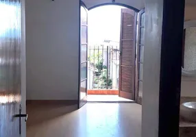 Foto 1 de Casa com 3 Quartos à venda, 182m² em Monte Castelo, São José dos Campos