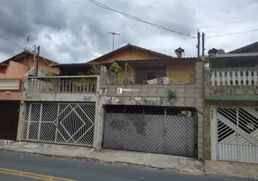 Foto 1 de Casa com 3 Quartos à venda, 117m² em Vila Maria Auxiliadora, Embu das Artes