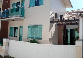 Foto 1 de Casa de Condomínio com 3 Quartos à venda, 100m² em Parque Hotel, Araruama
