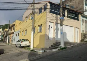 Foto 1 de Sobrado com 3 Quartos à venda, 140m² em Vila Carmosina, São Paulo