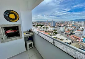 Foto 1 de Apartamento com 2 Quartos à venda, 65m² em Barreiros, São José