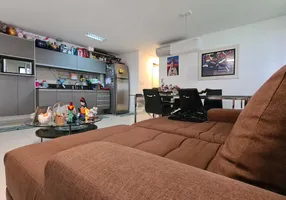 Foto 1 de Apartamento com 2 Quartos à venda, 79m² em Tambaú, João Pessoa