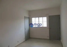 Foto 1 de Casa com 2 Quartos para alugar, 75m² em Vila Leonor, São Paulo