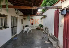 Foto 1 de Casa com 7 Quartos à venda, 268m² em Santa Terezinha, Belo Horizonte