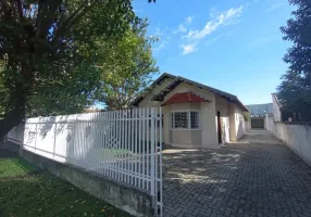 Foto 1 de Casa com 3 Quartos para alugar, 176m² em Hauer, Curitiba