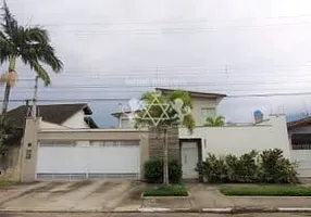 Foto 1 de Casa com 3 Quartos à venda, 300m² em Aruan, Caraguatatuba
