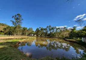 Foto 1 de Fazenda/Sítio com 3 Quartos à venda, 60500m² em Zona Rural, Piracaia