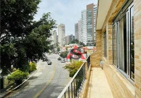 Foto 1 de Sobrado com 3 Quartos à venda, 400m² em Chácara Klabin, São Paulo