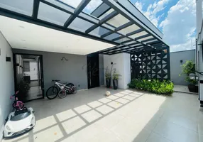 Foto 1 de Casa com 3 Quartos à venda, 200m² em Jardim Veneza, Mogi Guaçu