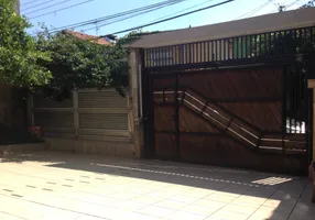 Foto 1 de Casa com 3 Quartos à venda, 241m² em Vila Sao Pedro, São Paulo