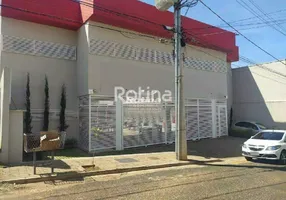 Foto 1 de Sala Comercial para alugar, 20m² em Brasil, Uberlândia