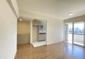 Foto 1 de Apartamento com 3 Quartos à venda, 74m² em Aurora, Londrina