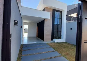Foto 1 de Casa com 3 Quartos à venda, 92m² em Jardim Ipanema, Trindade