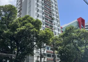 Foto 1 de Apartamento com 3 Quartos à venda, 70m² em Aflitos, Recife