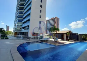 Foto 1 de Apartamento com 4 Quartos à venda, 220m² em Guararapes, Fortaleza