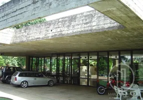 Foto 1 de Casa com 8 Quartos à venda, 1890m² em Jardim Santa Helena, São Paulo