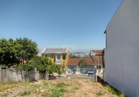 Foto 1 de Lote/Terreno à venda, 295m² em Vila Nova, Porto Alegre