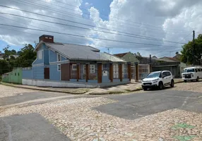 Foto 1 de Casa com 4 Quartos à venda, 168m² em Jardim Itú Sabará, Porto Alegre