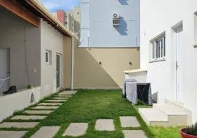 Foto 1 de Casa com 4 Quartos à venda, 300m² em Jardim Camburi, Vitória