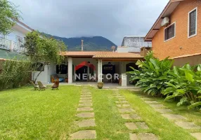 Foto 1 de Casa com 2 Quartos à venda, 110m² em Praia do Sapê, Ubatuba