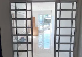 Foto 1 de Sala Comercial para alugar, 30m² em Vila Homero Thon, Santo André