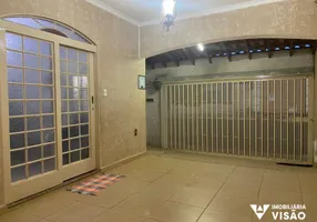 Foto 1 de Casa com 3 Quartos à venda, 150m² em Fabrício, Uberaba