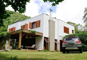 Foto 1 de Casa com 4 Quartos à venda, 400m² em São Francisco Xavier, São José dos Campos