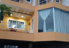 Foto 1 de Sobrado com 3 Quartos à venda, 250m² em Laranjeiras, Caieiras