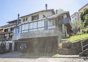 Foto 1 de Apartamento com 4 Quartos à venda, 331m² em Nonoai, Porto Alegre