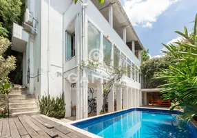 Foto 1 de Casa com 3 Quartos à venda, 333m² em Sumaré, São Paulo