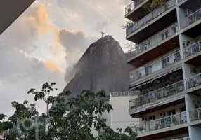 Foto 1 de Apartamento com 3 Quartos à venda, 106m² em Humaitá, Rio de Janeiro
