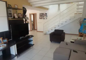 Foto 1 de Casa com 4 Quartos à venda, 210m² em Ponta Negra, Natal