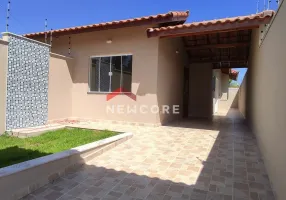 Foto 1 de Casa com 2 Quartos à venda, 65m² em Jardim Imperador, Peruíbe