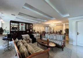 Foto 1 de Apartamento com 4 Quartos à venda, 256m² em Agriões, Teresópolis