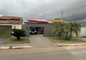 Foto 1 de Casa com 3 Quartos à venda, 194m² em Parque Industrial João Braz, Goiânia