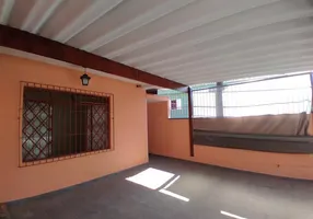 Foto 1 de Casa com 3 Quartos para alugar, 70m² em Vila Aurora, São Paulo
