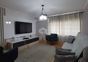 Foto 1 de Sobrado com 3 Quartos à venda, 248m² em Mathias Velho, Canoas