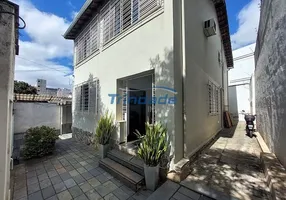Foto 1 de Casa com 4 Quartos à venda, 220m² em Santo Agostinho, Belo Horizonte