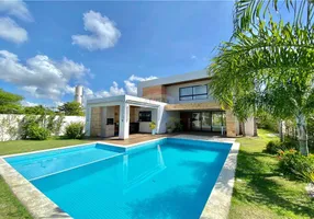 Foto 1 de Casa de Condomínio com 4 Quartos à venda, 224m² em Guarajuba, Camaçari