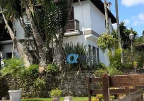 Foto 1 de Casa com 6 Quartos à venda, 700m² em Valparaiso, Petrópolis