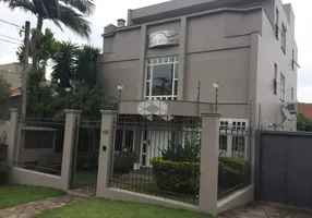 Foto 1 de Casa com 3 Quartos à venda, 356m² em Chácara das Pedras, Porto Alegre