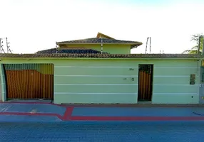 Foto 1 de Casa com 3 Quartos à venda, 300m² em Ponta da Fruta, Vila Velha