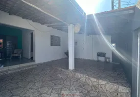 Foto 1 de Casa com 2 Quartos à venda, 83m² em Jardim Europa, Mogi Mirim