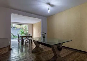 Foto 1 de Casa com 4 Quartos para venda ou aluguel, 394m² em Jardim Luzitânia, São Paulo